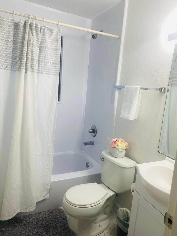 Cozy Condo, Minutes From Broadwy, Sleeps 5 Нэшвилл Экстерьер фото